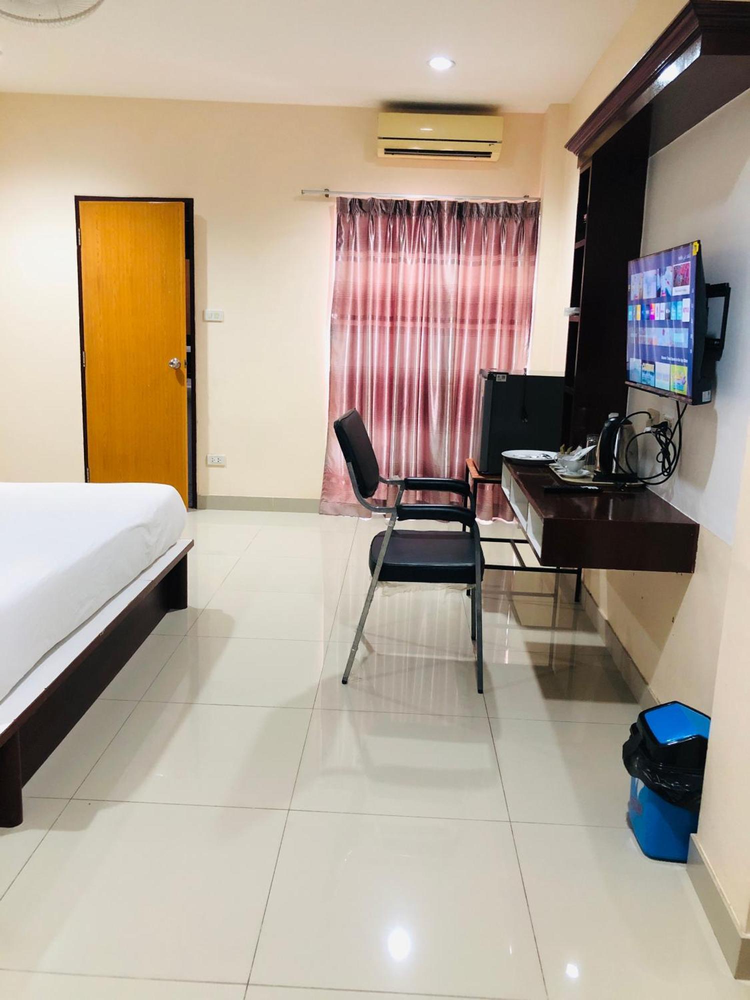 Royal Star Suites Pattaya Dış mekan fotoğraf